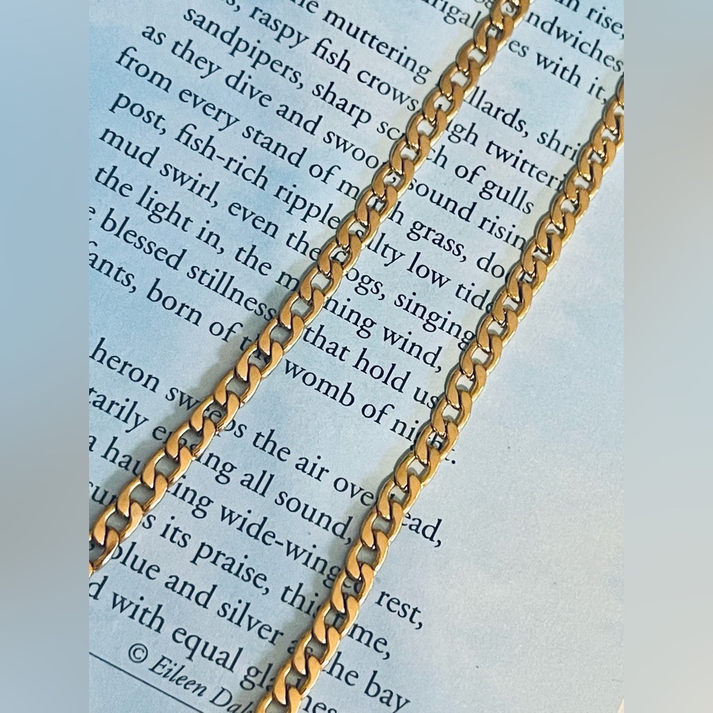 Chunky gold tone chain unisex 23 inches flat shiny unisex for men/women